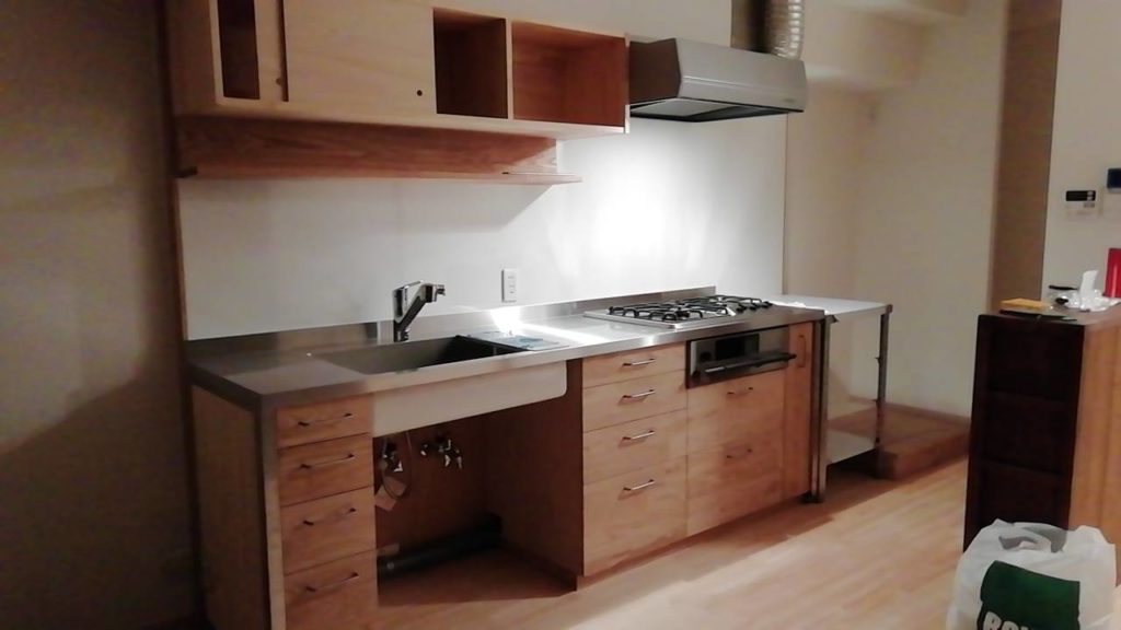 オーダーキッチン　栗　ラワン